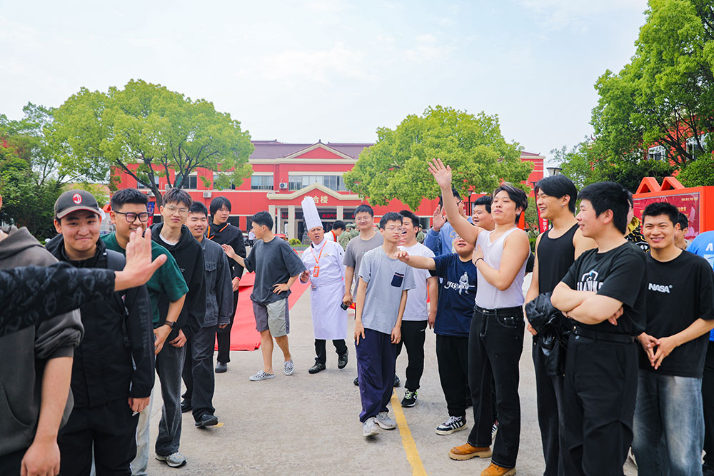 上海新东方学校动态