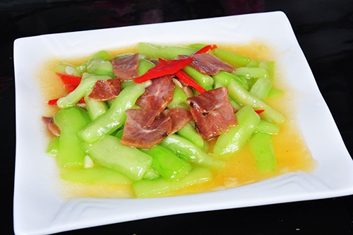 丝瓜炒火腿 500.jpg