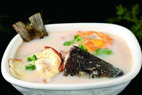 鲫鱼汤3 500.jpg
