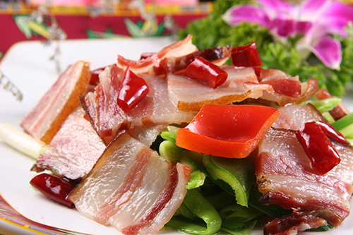 青蒜炒腊肉 500.jpg