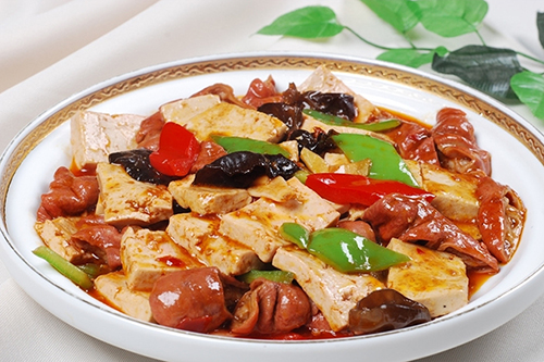 豆腐炒肥肠 500.jpg