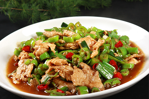 尖椒炒肉 500.jpg